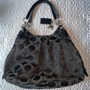 Black Coach Signature Maggie hobo sateen Shoulder Bag
